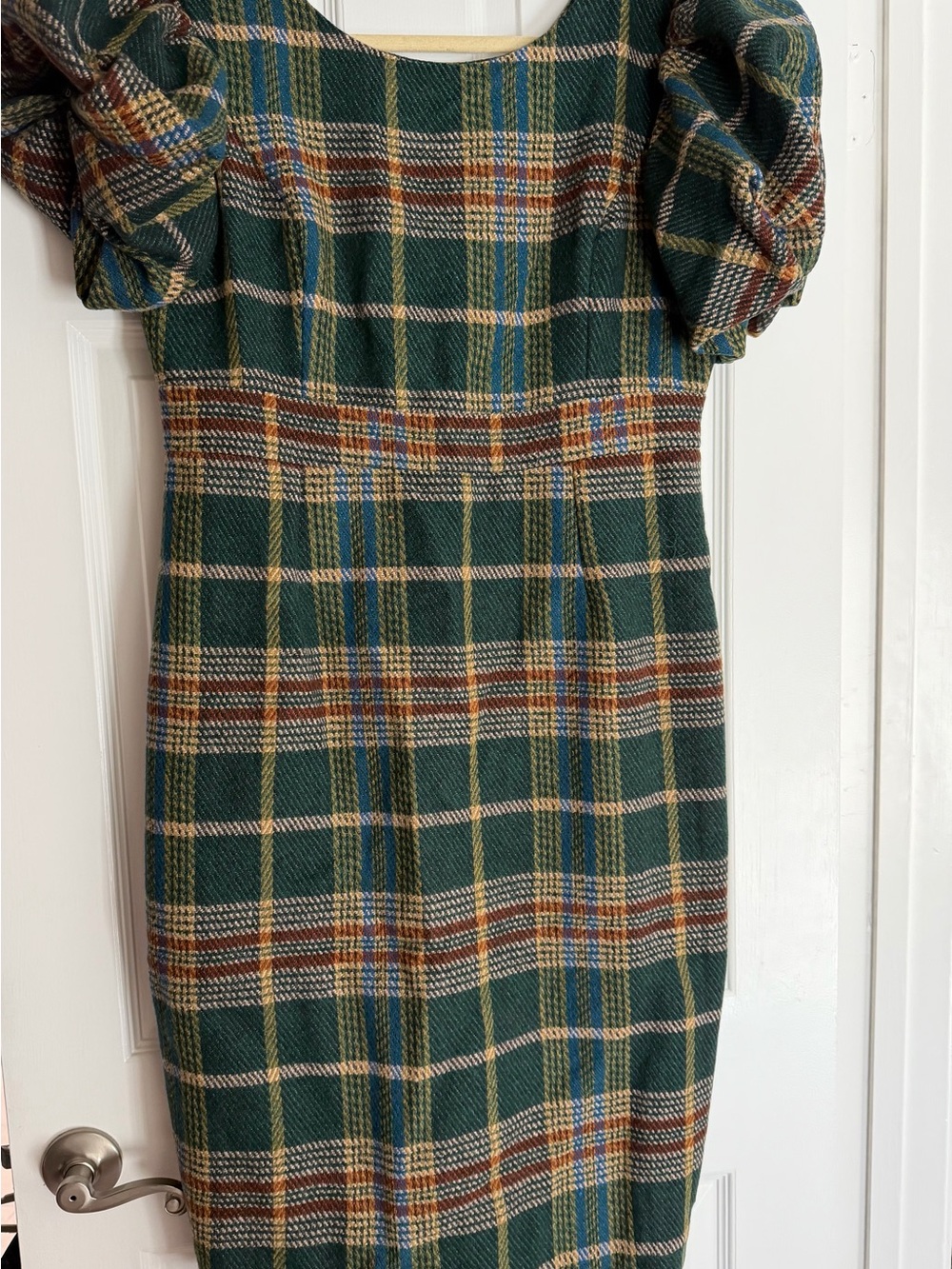 Ivy City Co Green Plaid Puff-Sleeve Midi Dress